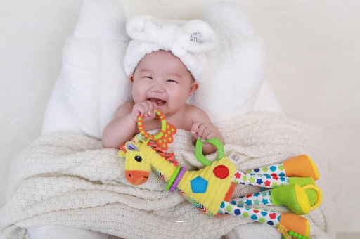 广州供卵包男孩14个月宝宝不会走路